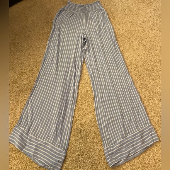 Billabong Lightweight Summer Pants - Picture 1 of 3